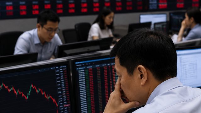 Asian Markets React to Wall Street Tech Decline Amid Geopolitical Concerns