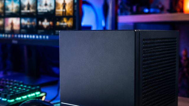 Valve Launches Innovative Steam Machine: