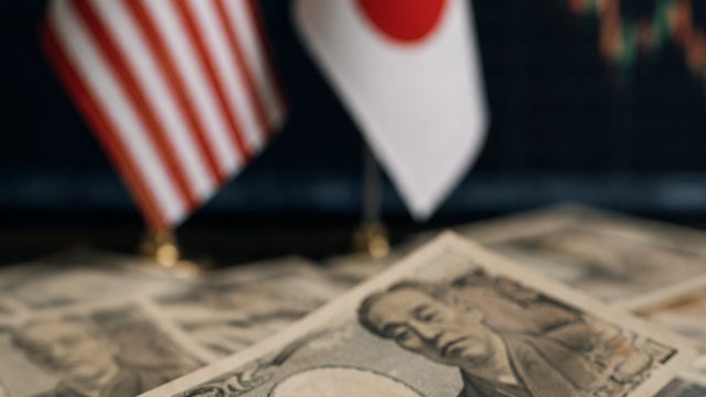 Yen Weakens Amid U.S.-Japan Financial Di