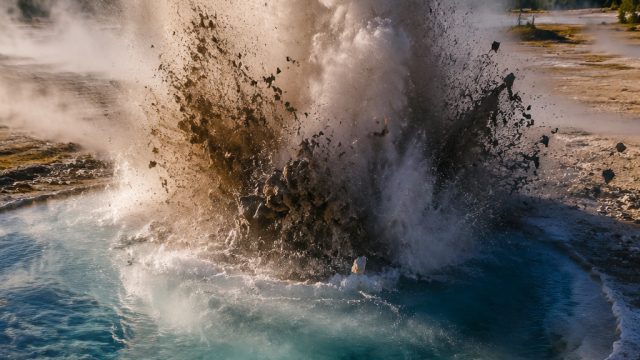 Major Hydrothermal Blast at Yellowstone: