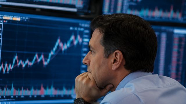 Markets Hold Steady: A Closer Look at Te