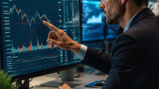 Exploring the Emerging AI Trading Platfo