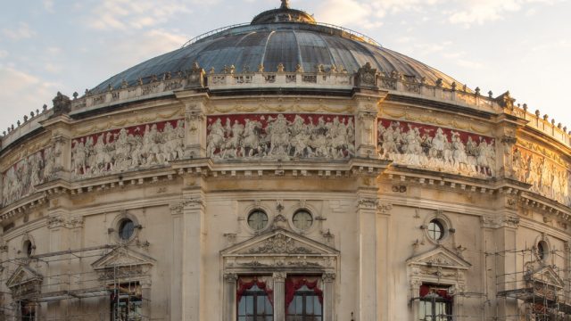 Revitalizing History: Cirque d'Hiver's G