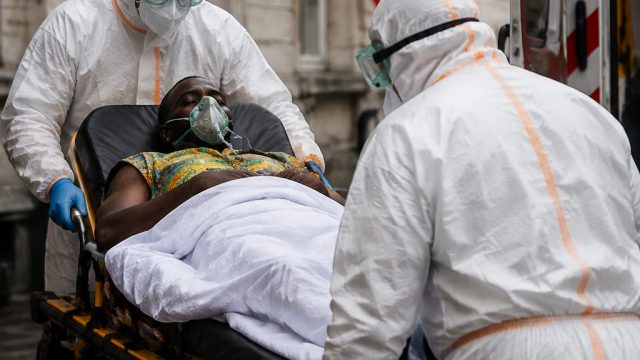 Ebola Outbreak Escalates as France Confi